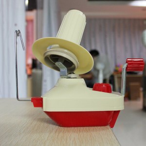 Hand Operated Yarn Plastic Winder